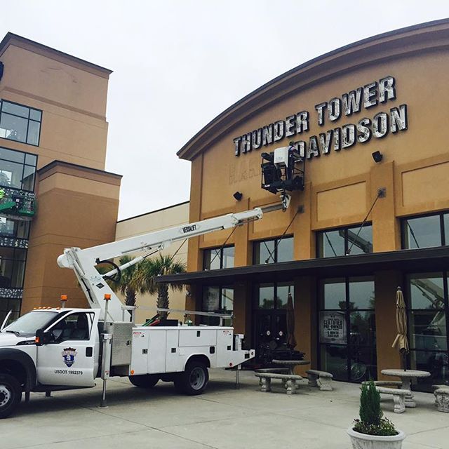 newroofharleydavidsonscdrakeexteriors Drake